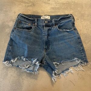 Abercrombie high rise mom shorts